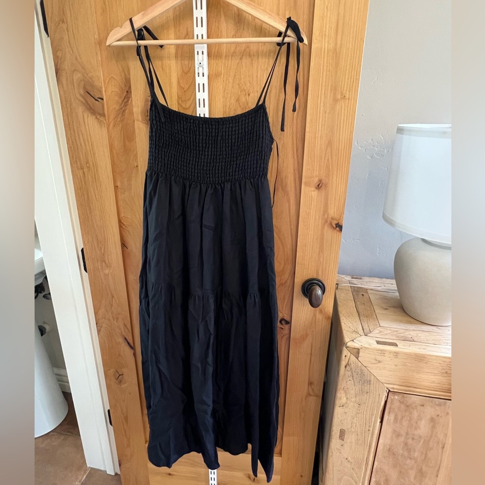 Astr Black Smocked Midi dress with pockets!